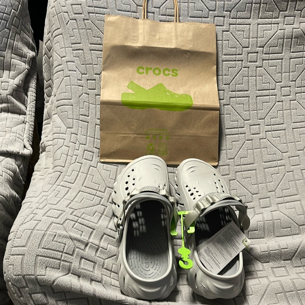 Crocs size 8light grey